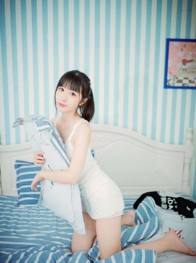 打烊后两人的沙龙头像动漫观看