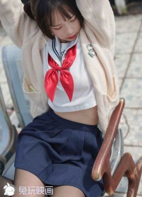 年轻妈妈
