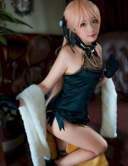 保科真美