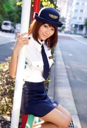 老师把筷子放在我的p眼里