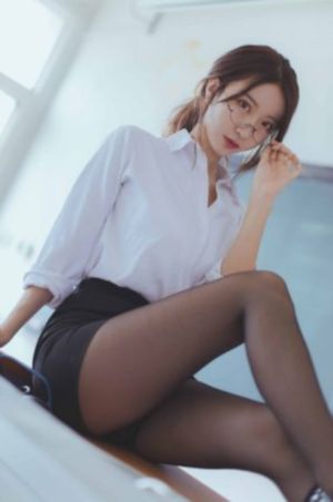两个女人互添下身视频在线观看