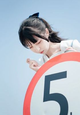 三上悠亚教师