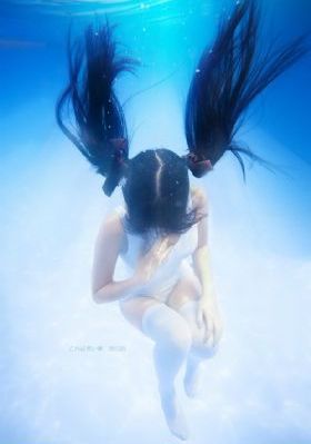 凯莎雪乳轻颤娇羞流白浆