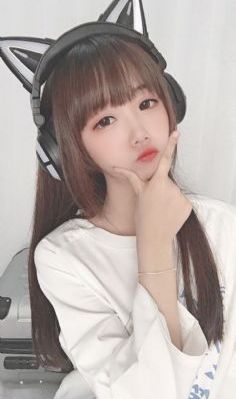 美女18免费