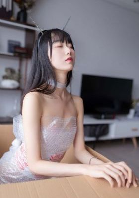 诱人的秘书滋味2