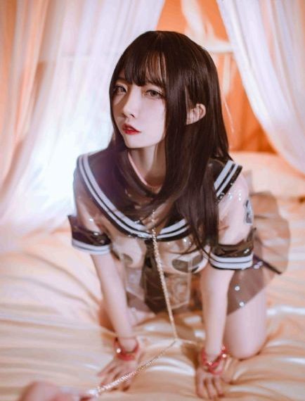 深入黑暗