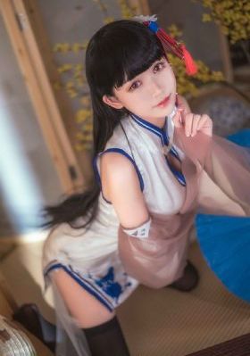 《美丽小蜜桃》